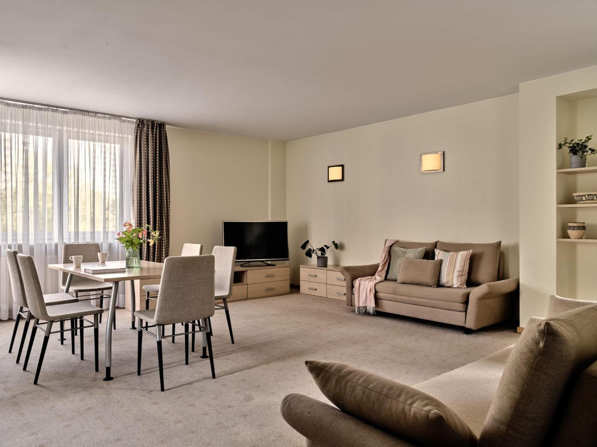 Apartamenty Media Park Варшава Екстер'єр фото
